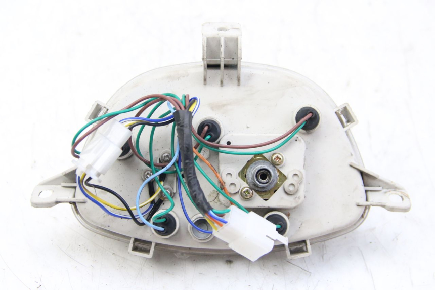 photo de CUENTA KILÓMETROS JM MOTORS SANTANA 50 (2014 - 2023) - Estado de la superficie y material