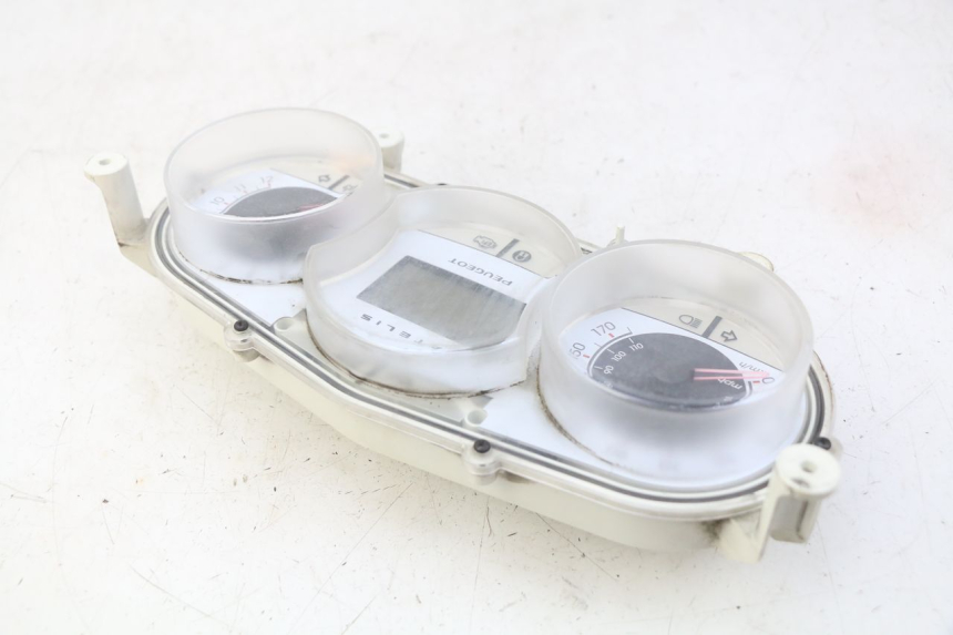 photo de CUENTA KILÓMETROS PEUGEOT SATELIS COMPRESSOR K15 125 (2006 - 2009) - Detalle de la pieza