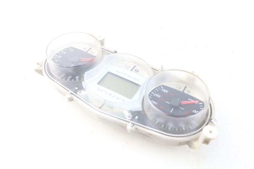photo de VELOCIMETRO PEUGEOT SATELIS 300 (2012 - 2015) - Zoom estado de uso