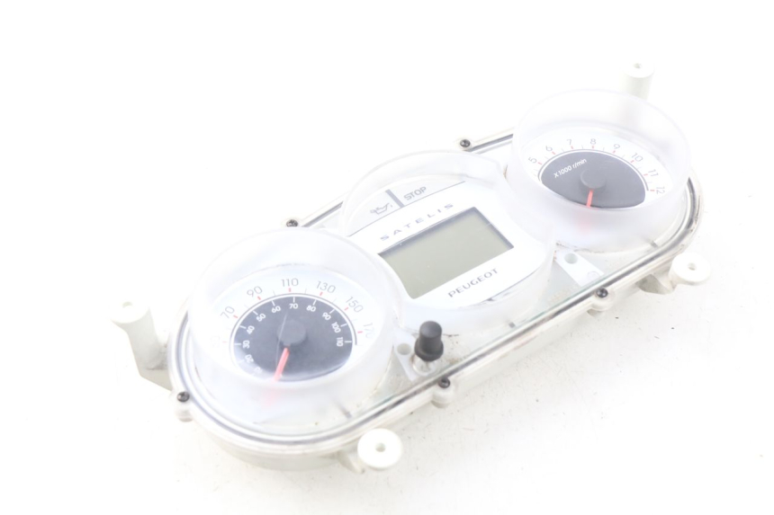 photo de CUENTA KILÓMETROS PEUGEOT SATELIS 125 (2006 - 2009) - Estado de la superficie y material