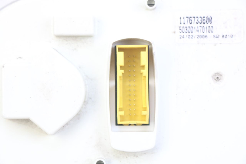 photo de CUENTA KILÓMETROS PEUGEOT SATELIS 125 (2006 - 2009) - Características distintivas