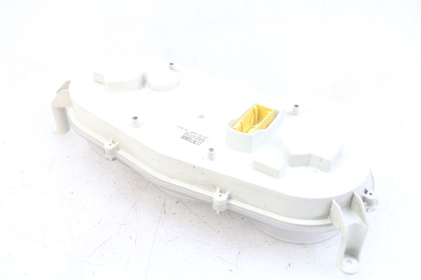 photo de CUENTA KILÓMETROS PEUGEOT SATELIS 125 (2006 - 2009) - Estado de la superficie y material