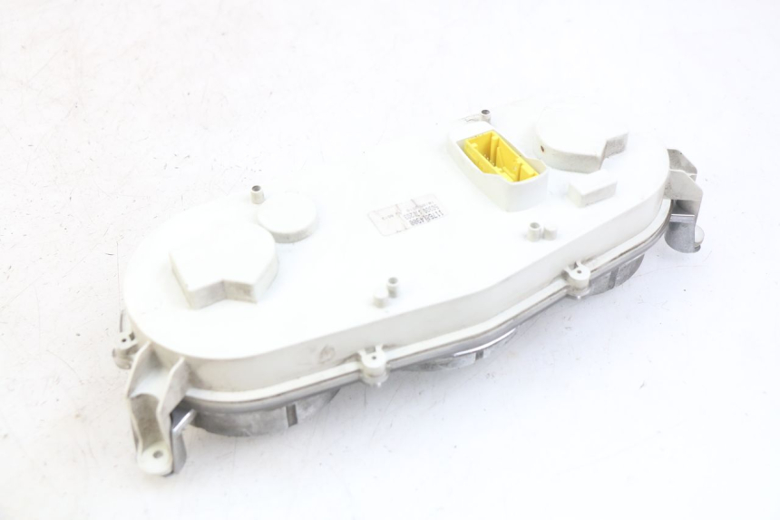 photo de CUENTA KILÓMETROS PEUGEOT SATELIS 125 (2010 - 2012) - Detalle de la pieza