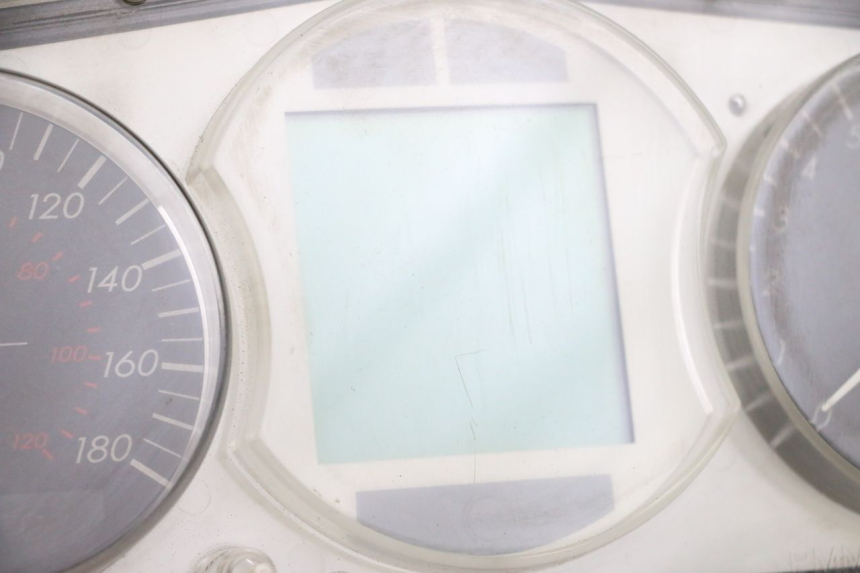 photo de VELOCIMETRO PEUGEOT SATELIS 125 (2013 - 2018) - Zoom estado de uso