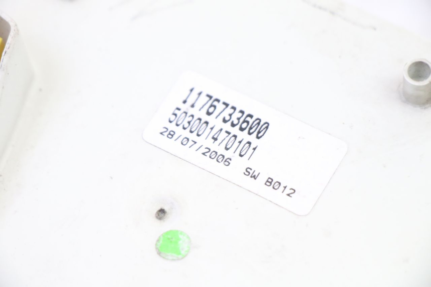 photo de VELOCIMETRO PEUGEOT SATELIS 250 (2006 - 2012) - Características distintivas