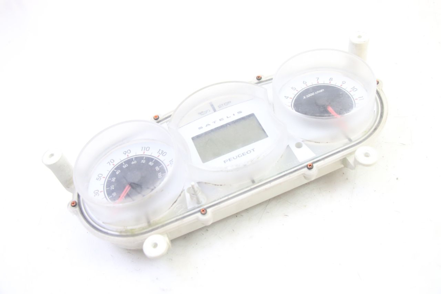 photo de VELOCIMETRO PEUGEOT SATELIS 250 (2006 - 2012) - Detalles de los puntos de fijación