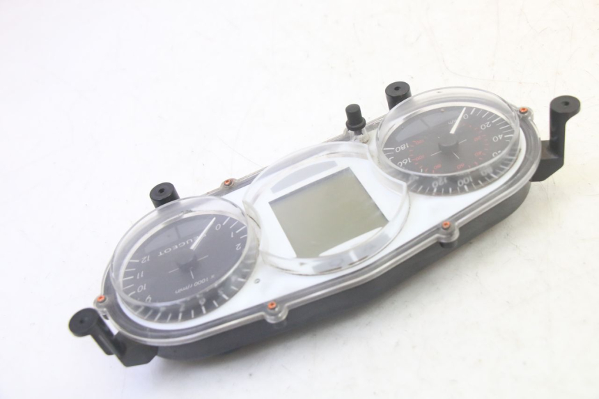 photo de VELOCIMETRO PEUGEOT SATELIS 125 (2013 - 2018) - Detalles de los puntos de fijación