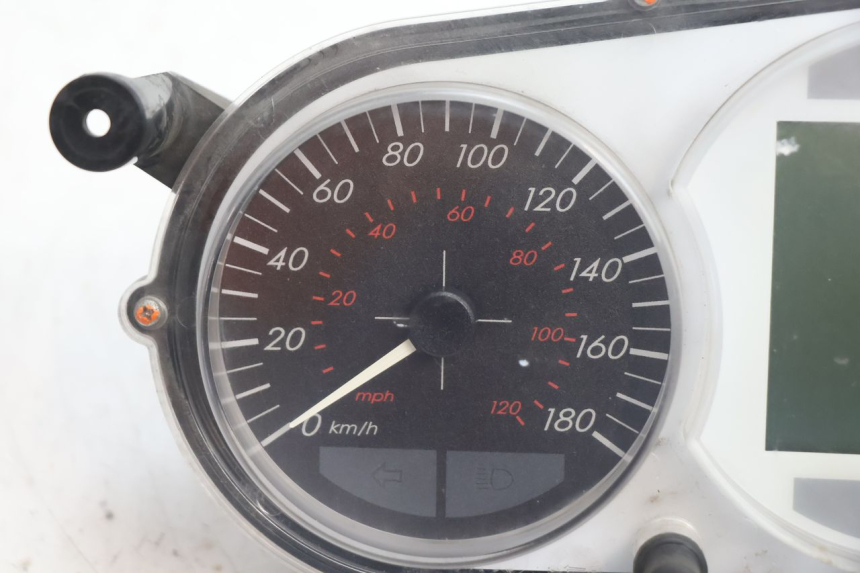 photo de VELOCIMETRO PEUGEOT SATELIS 125 (2013 - 2018) - Detalle de la pieza