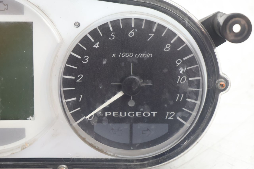 photo de VELOCIMETRO PEUGEOT SATELIS 125 (2013 - 2018) - Vista general del producto