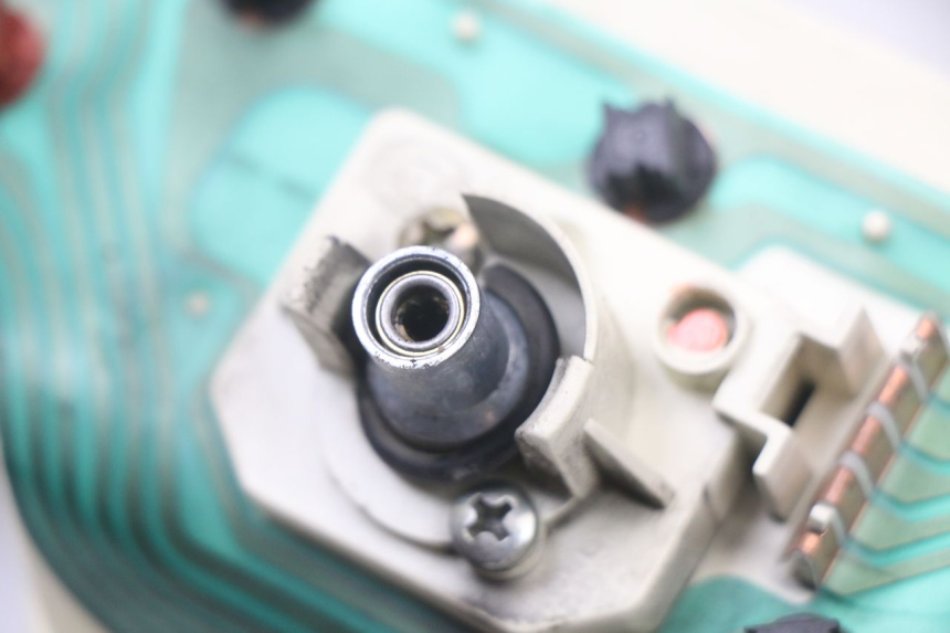 photo de VELOCIMETRO APRILIA SCARABEO GT 125 (1999 - 2007) - Características distintivas