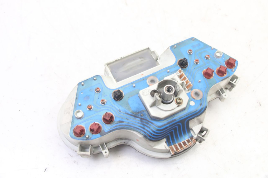 photo de VELOCIMETRO APRILIA SCARABEO GT TOURING 125 (1999 - 2005) - Estado de la superficie y material