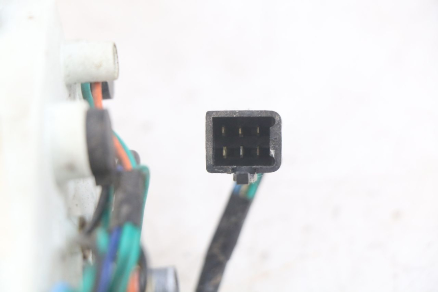 photo de CUENTA KILÓMETROS HONDA SCV LEAD 100 (2003 - 2007) - Otra perspectiva