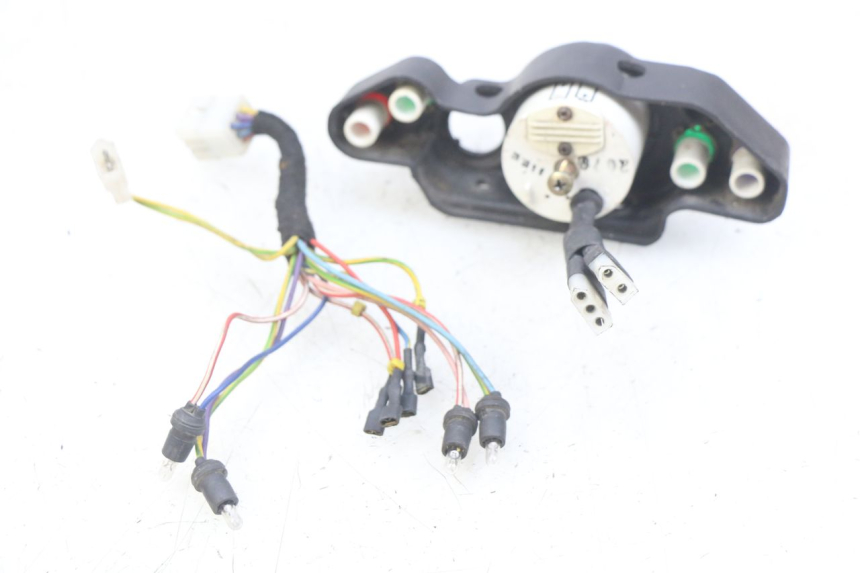 photo de VELOCIMETRO GAS-GAS SM ROOKIE 50 (2001 - 2005) - Detalles de los puntos de fijación