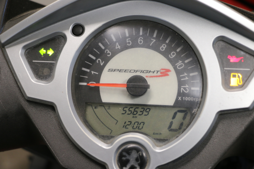 photo de VELOCIMETRO PEUGEOT SPEEDFIGHT 3 LC 2T 50 (2009 - 2015) - Zoom estado de uso