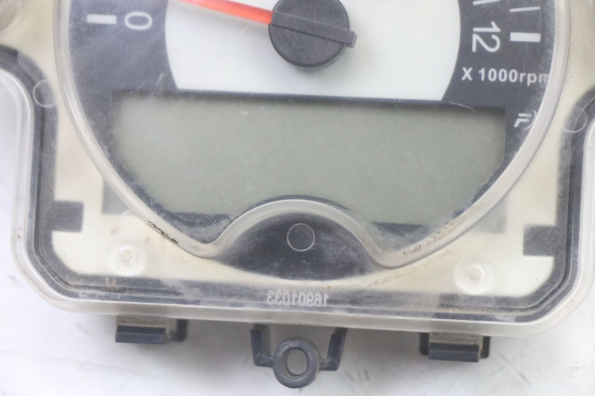 photo de VELOCIMETRO PEUGEOT SPEEDFIGHT 3 LC 2T 50 (2009 - 2015) - Primer plano técnico