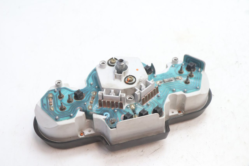 photo de CUENTA KILÓMETROS PEUGEOT SPEEDFIGHT LC 50 (1996 - 2002) - Estado de la superficie y material