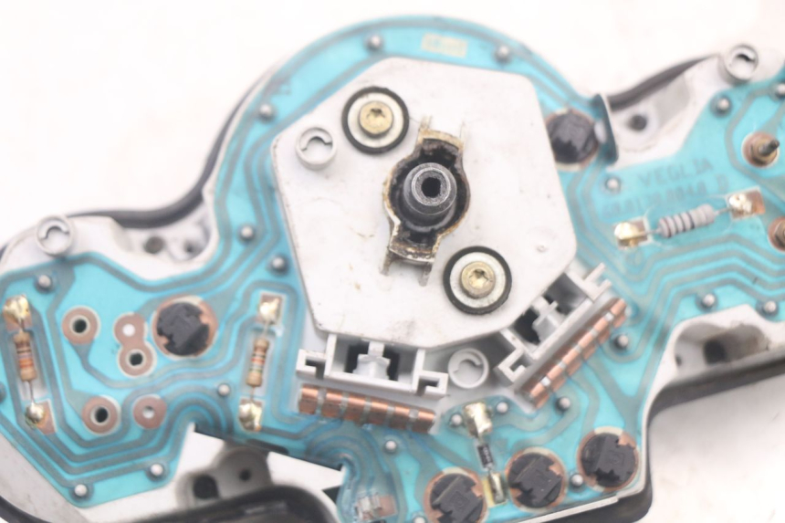 photo de CUENTA KILÓMETROS PEUGEOT SPEEDFIGHT 100 (1997 - 2007) - Características distintivas