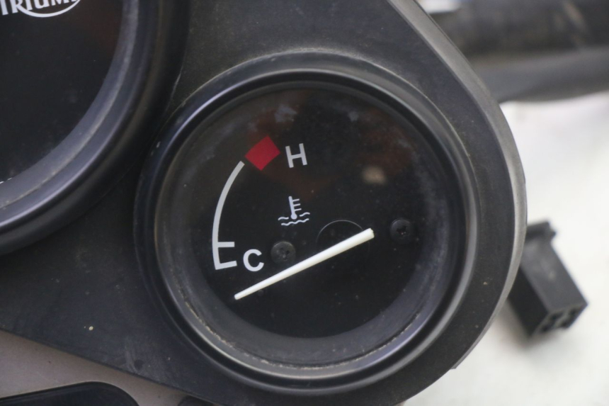 photo de VELOCIMETRO TRIUMPH SPRINT 900 (1995 - 1998) - Otra perspectiva