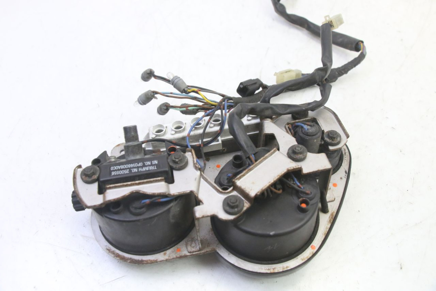 photo de VELOCIMETRO TRIUMPH SPRINT 900 (1995 - 1998) - Recambio usado revisado