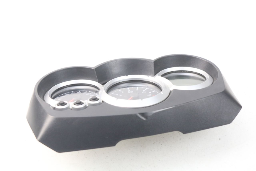 photo de VELOCIMETRO TRIUMPH SPRINT ST ABS 1050 (2005 - 2007) - Otra vista del artículo