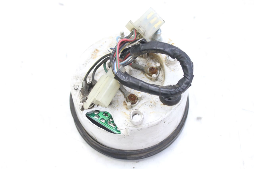 photo de CUENTA KILÓMETROS TRIUMPH SPRINT ST 955 (1999 - 2001) - Primer plano técnico