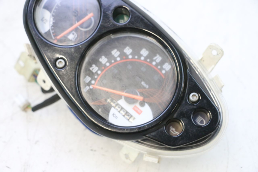 photo de VELOCIMETRO APRILIA SR MOTARD 50 (2012 - 2018) - Zoom estado de uso
