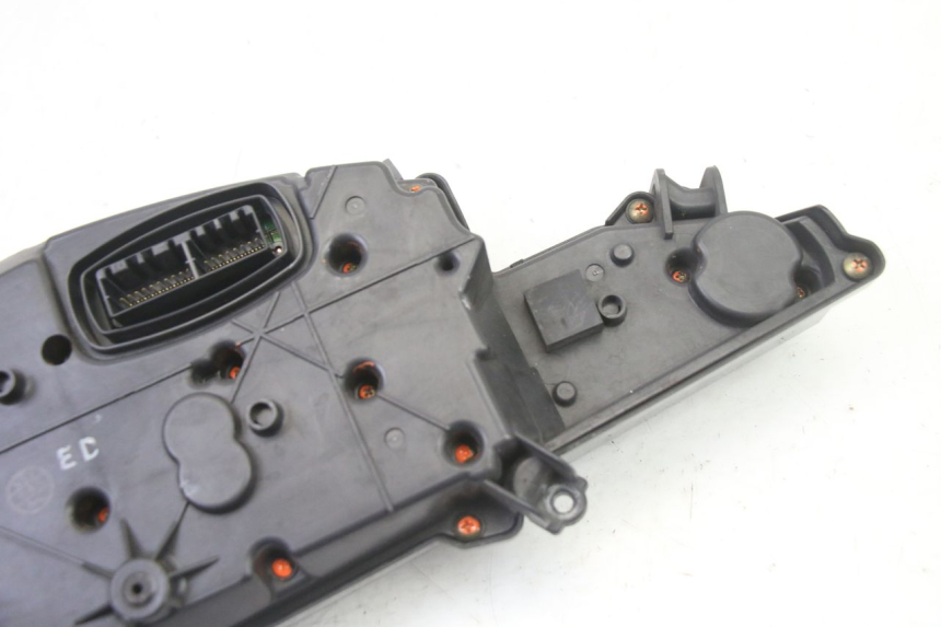 photo de VELOCIMETRO HONDA ST PAN EUROPEAN 1300 (2002 - 2013) - Otra vista del artículo