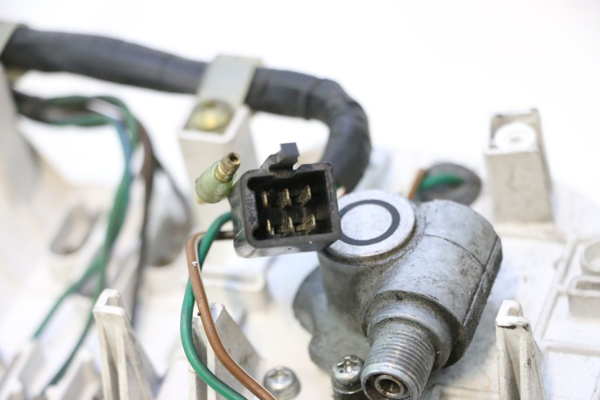 photo de VELOCIMETRO HONDA ST PAN EUROPEAN 1100 (1990 - 2002) - Detalles de los puntos de fijación