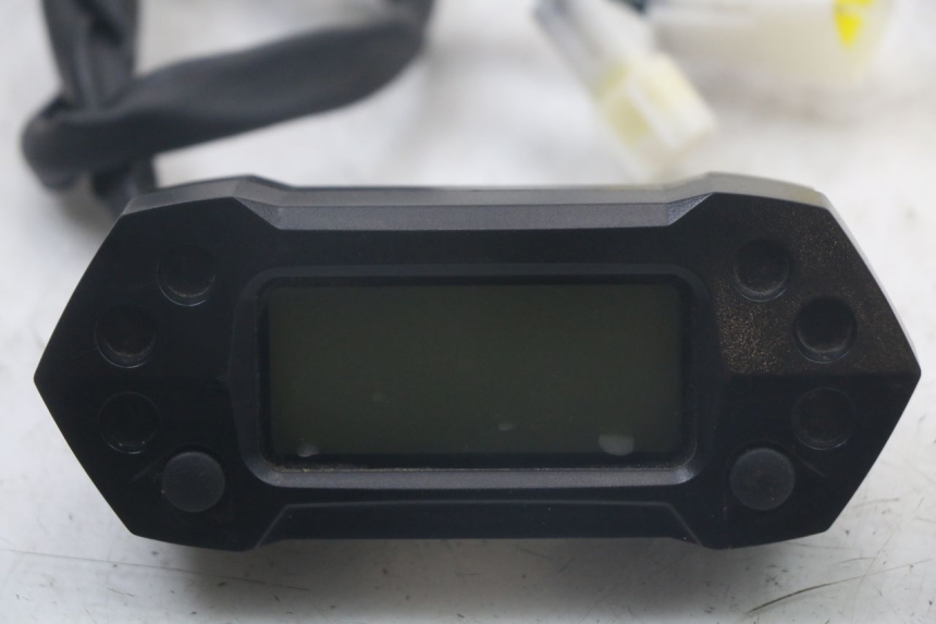 photo de CUENTA KILÓMETROS HYTRACK ST 170 (2020 - 2024) - Zoom estado de uso