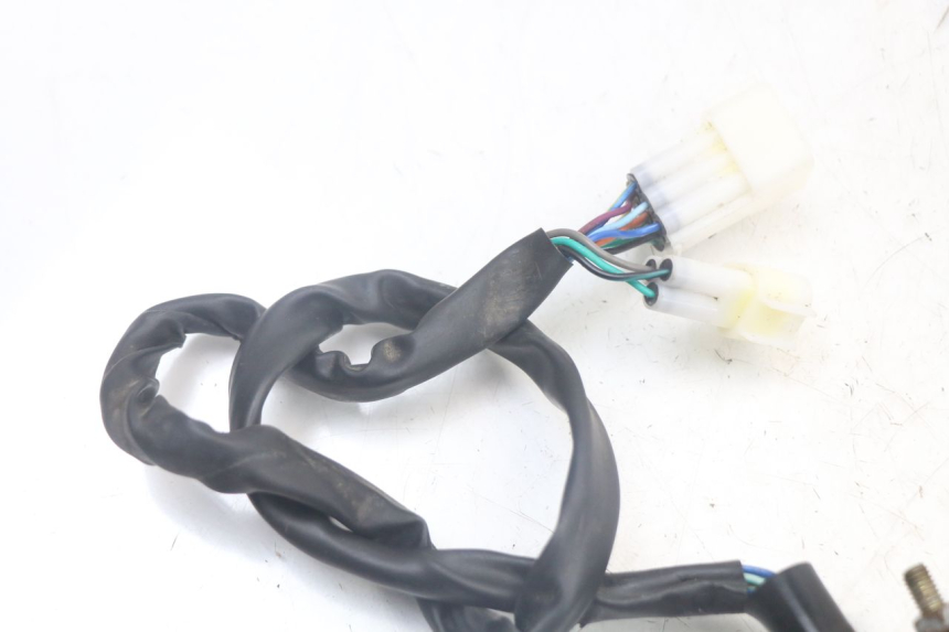 photo de CUENTA KILÓMETROS HYTRACK ST 170 (2020 - 2024) - Detalles de los puntos de fijación