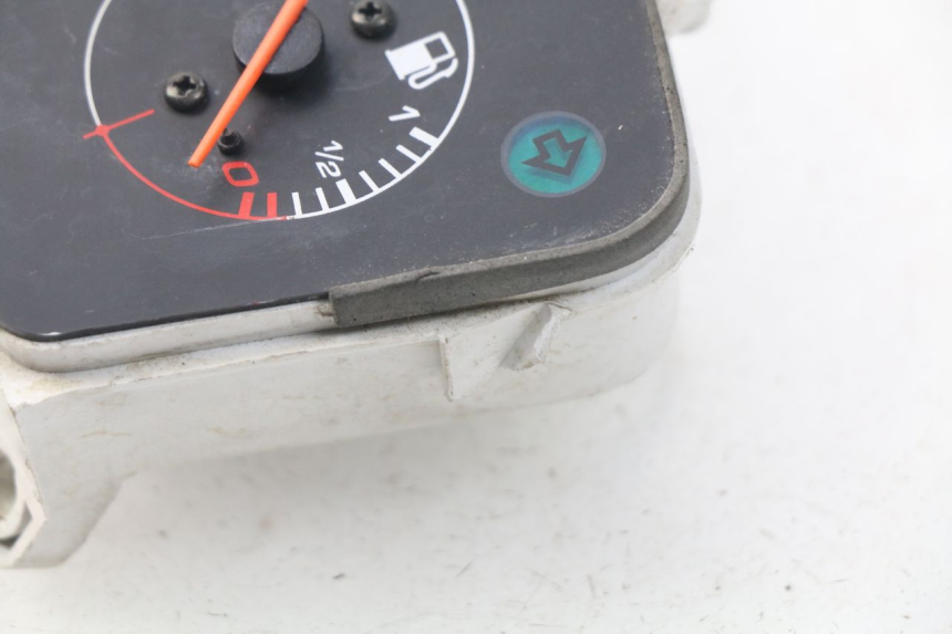 photo de VELOCIMETRO PEUGEOT STREETZONE 2T 50 (2014 - 2019) - Vista general del producto