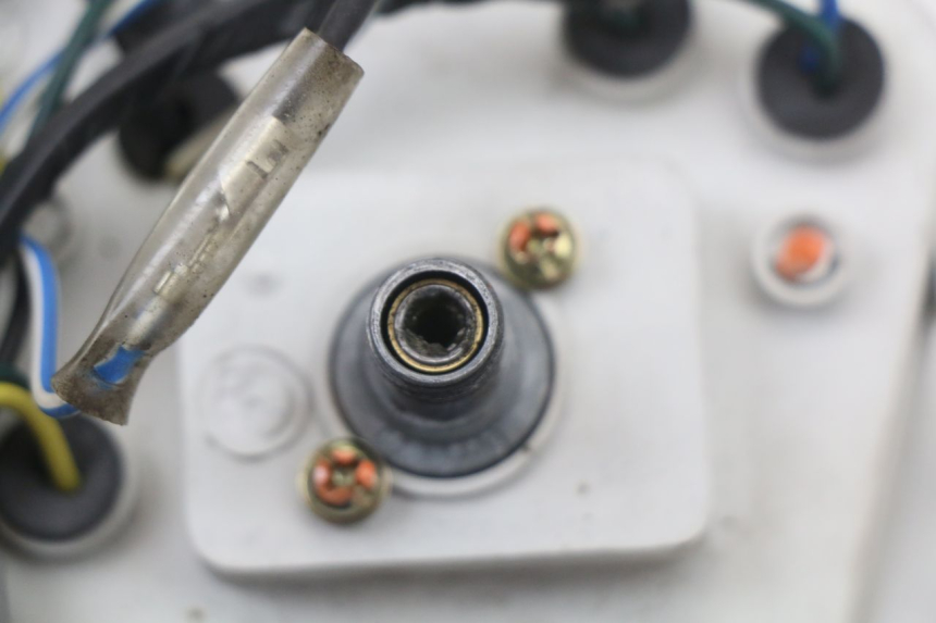 photo de VELOCIMETRO PEUGEOT STREETZONE I 2T 50 (2018 - 2020) - Recambio usado revisado