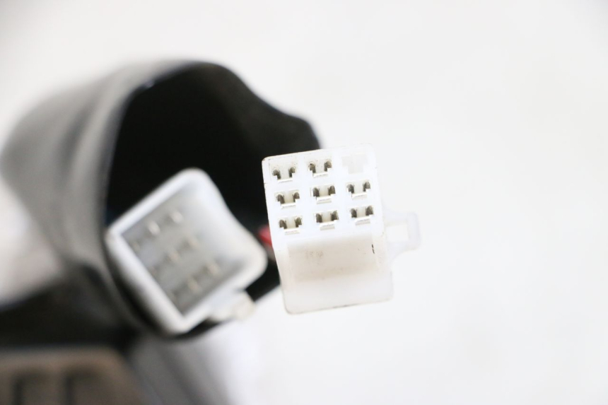 photo de VELOCIMETRO PEUGEOT STREETZONE I NAKED 2T 50 (2018 - 2020) - Detalle de la pieza