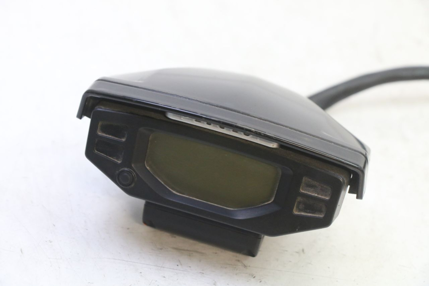 photo de VELOCIMETRO PEUGEOT STREETZONE I NAKED 2T 50 (2018 - 2020) - Otra perspectiva