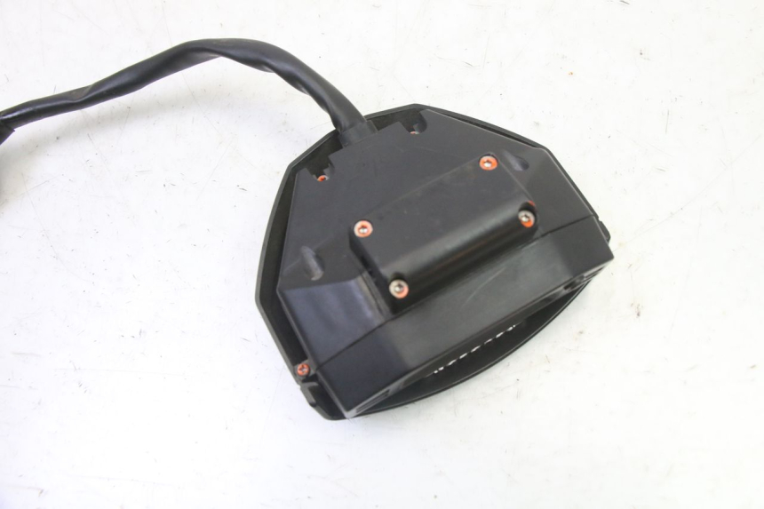 photo de VELOCIMETRO PEUGEOT STREETZONE I NAKED 2T 50 (2018 - 2020) - Recambio usado revisado