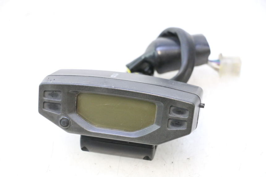 photo de VELOCIMETRO PEUGEOT STREETZONE NAKED 2T 50 (2014 - 2018) - Otra vista del artículo