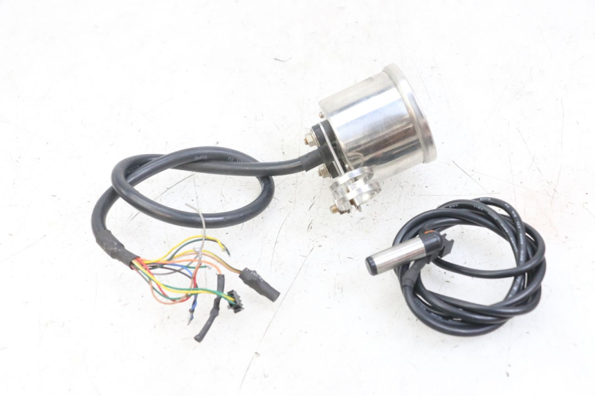 photo de CUENTA KILÓMETROS SUZUKI SV N 650 (1999 - 2002) - Características distintivas