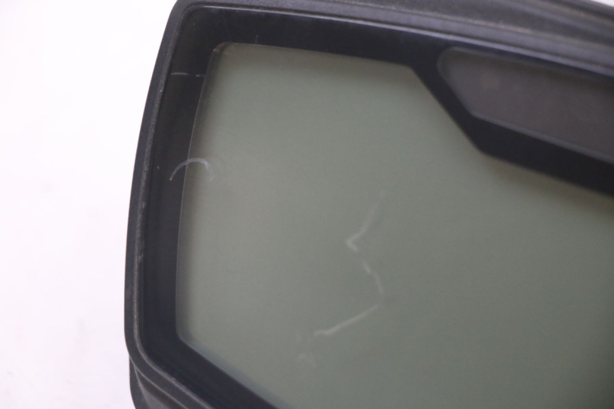 photo de CUENTA KILÓMETROS APRILIA SXR 50 (2021 - 2023) - Detalle de la pieza