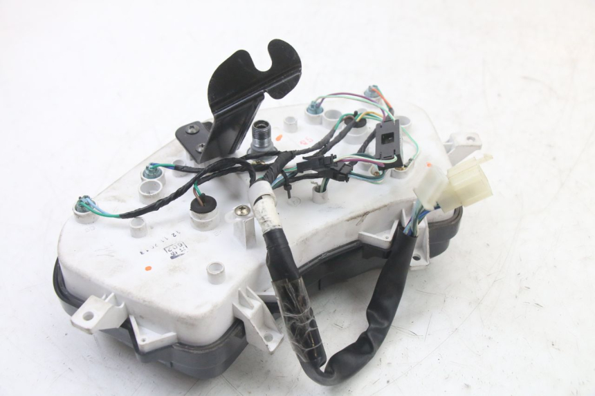 photo de CUENTA KILÓMETROS SYM JET 14 4T 50 (2018 - 2022) - Detalles de los puntos de fijación