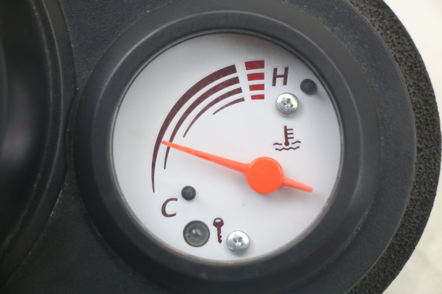 photo de CUENTA KILÓMETROS YAMAHA TDM ABS 900 (2002 - 2014) - Otra perspectiva