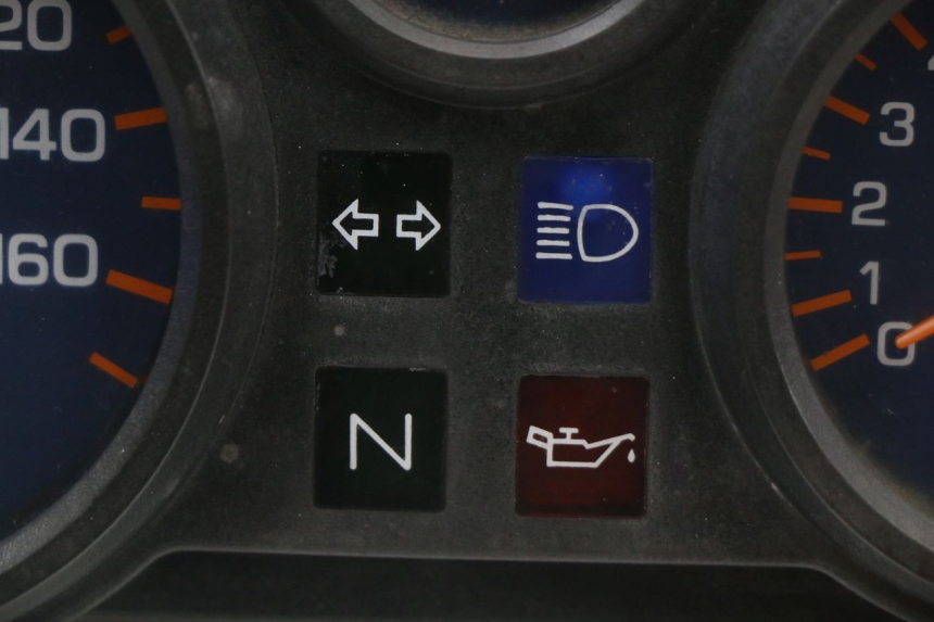 photo de VELOCIMETRO YAMAHA TDR DELTABOX 125 (1997 - 2003) - Primer plano técnico