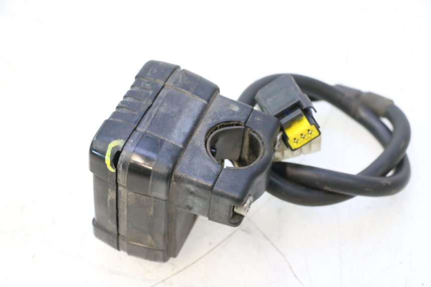 photo de CUENTA KILÓMETROS PEUGEOT TKR TREKKER FURIOUS 50 (2005 - 2014) - Primer plano de alta resolución