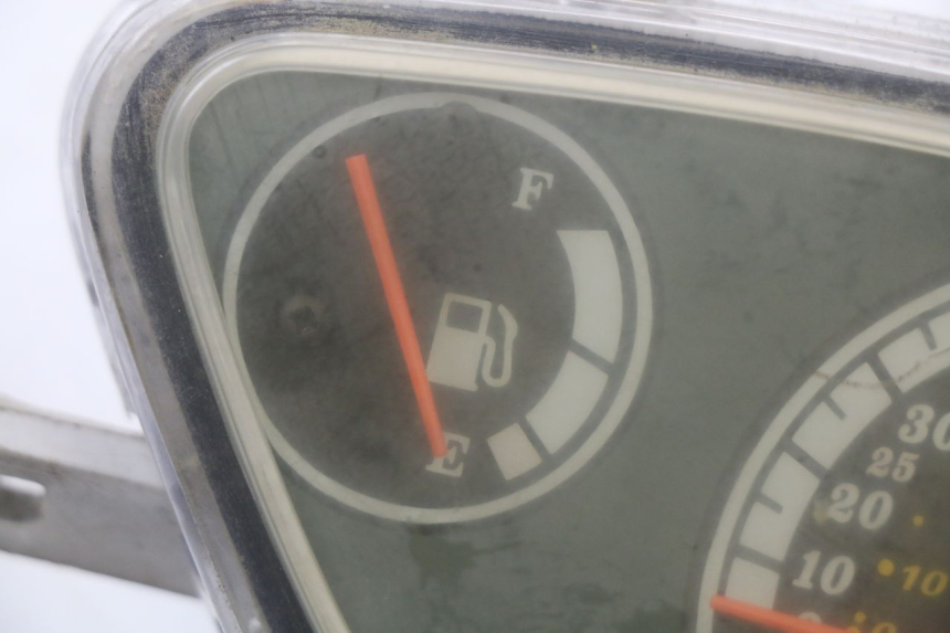 photo de VELOCIMETRO BAOTIAN TRAVEL SPIRIT 50 (2010 - 2012) - Detalle de la pieza