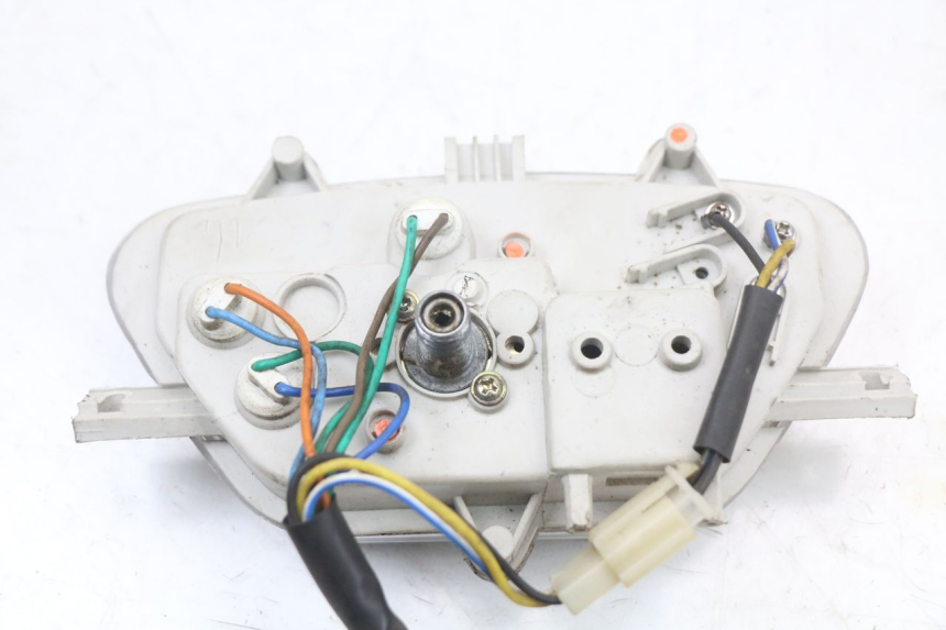 photo de VELOCIMETRO BAOTIAN TRAVEL SPIRIT 50 (2010 - 2012) - Estado de la superficie y material