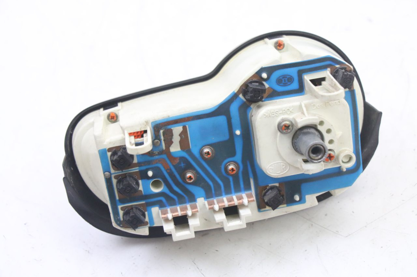 photo de VELOCIMETRO PEUGEOT TREKKER TKR 50 (2005 - 2014) - Primer plano técnico