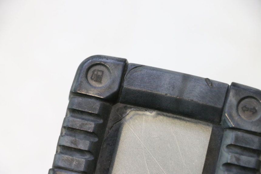 photo de CUENTA KILÓMETROS PEUGEOT TREKKER 50 (1995 - 2004) - Primer plano de alta resolución