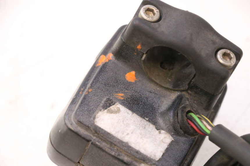 photo de CUENTA KILÓMETROS PEUGEOT TREKKER 50 (1995 - 2004) - Estado de la superficie y material