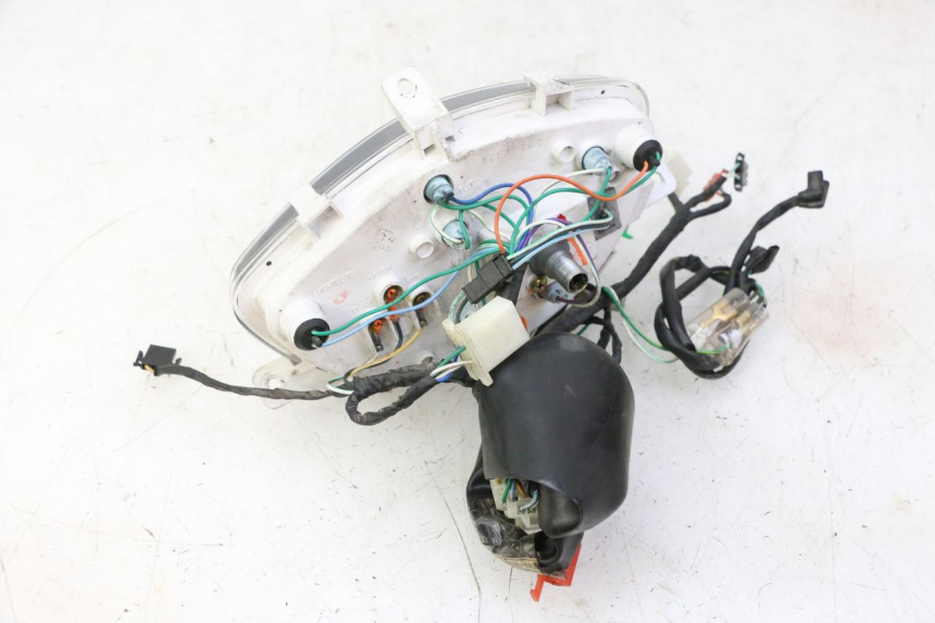 photo de VELOCIMETRO PEUGEOT TWEET PRO CARGO 50 (2018 - 2022) - Detalle de la pieza