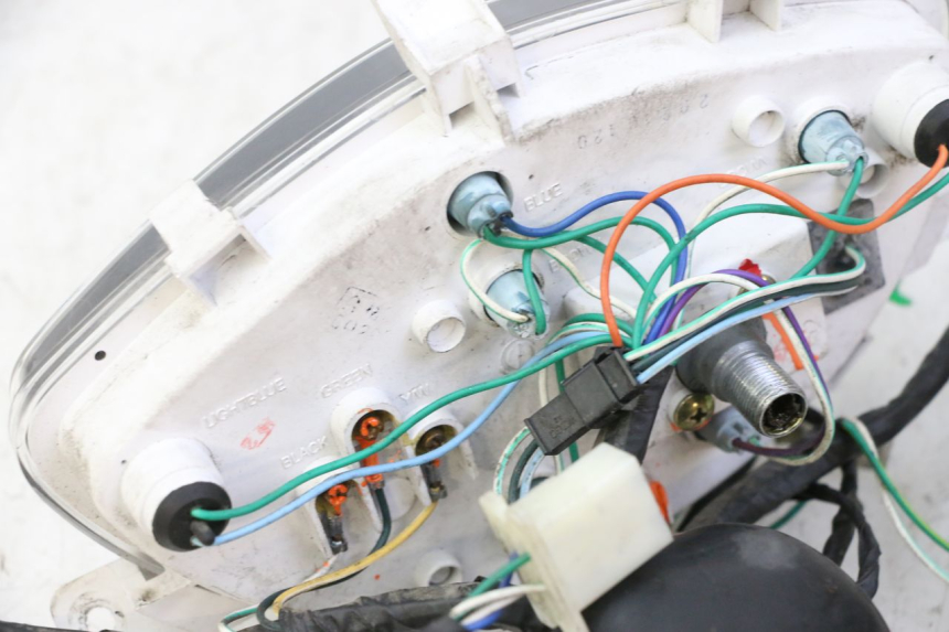 photo de VELOCIMETRO PEUGEOT TWEET PRO CARGO 50 (2018 - 2022) - Zoom estado de uso