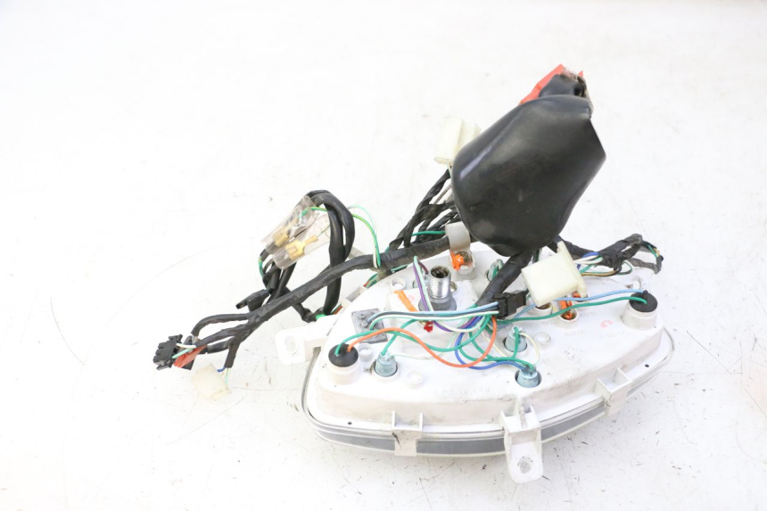 photo de VELOCIMETRO PEUGEOT TWEET PRO CARGO 50 (2018 - 2022) - Primer plano técnico